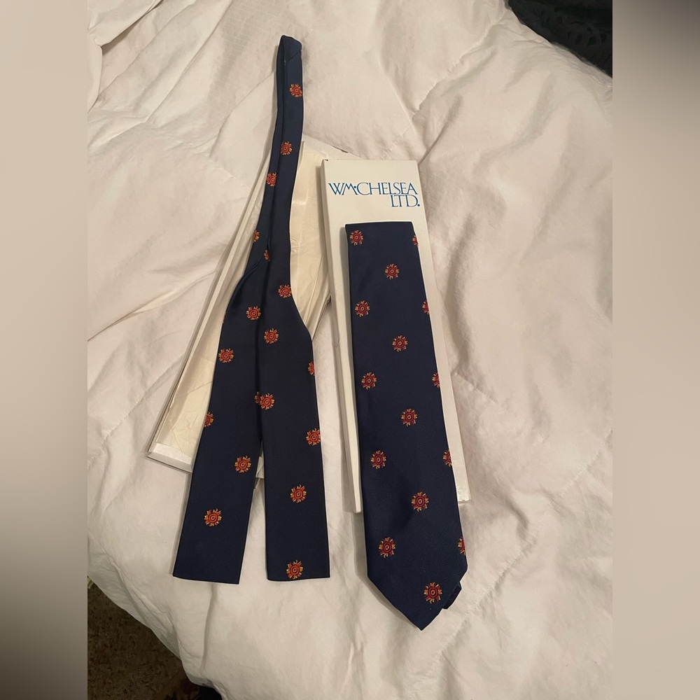 Vintage Fiesta Bowl Necktie an Bowtie